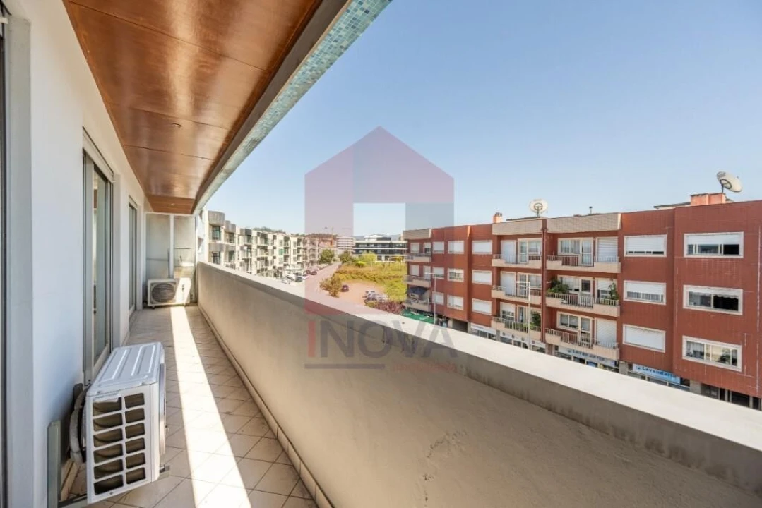 Apartamento T3 para Venda em Vila Verde e Barbudo Foto 19