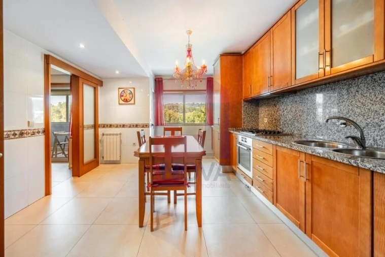 Apartamento T3 para Venda em Vila Verde e Barbudo Foto 6