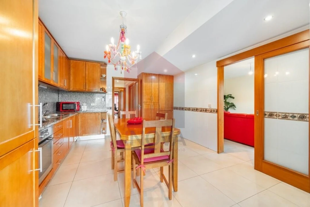 Apartamento T3 para Venda em Vila Verde e Barbudo Foto 8