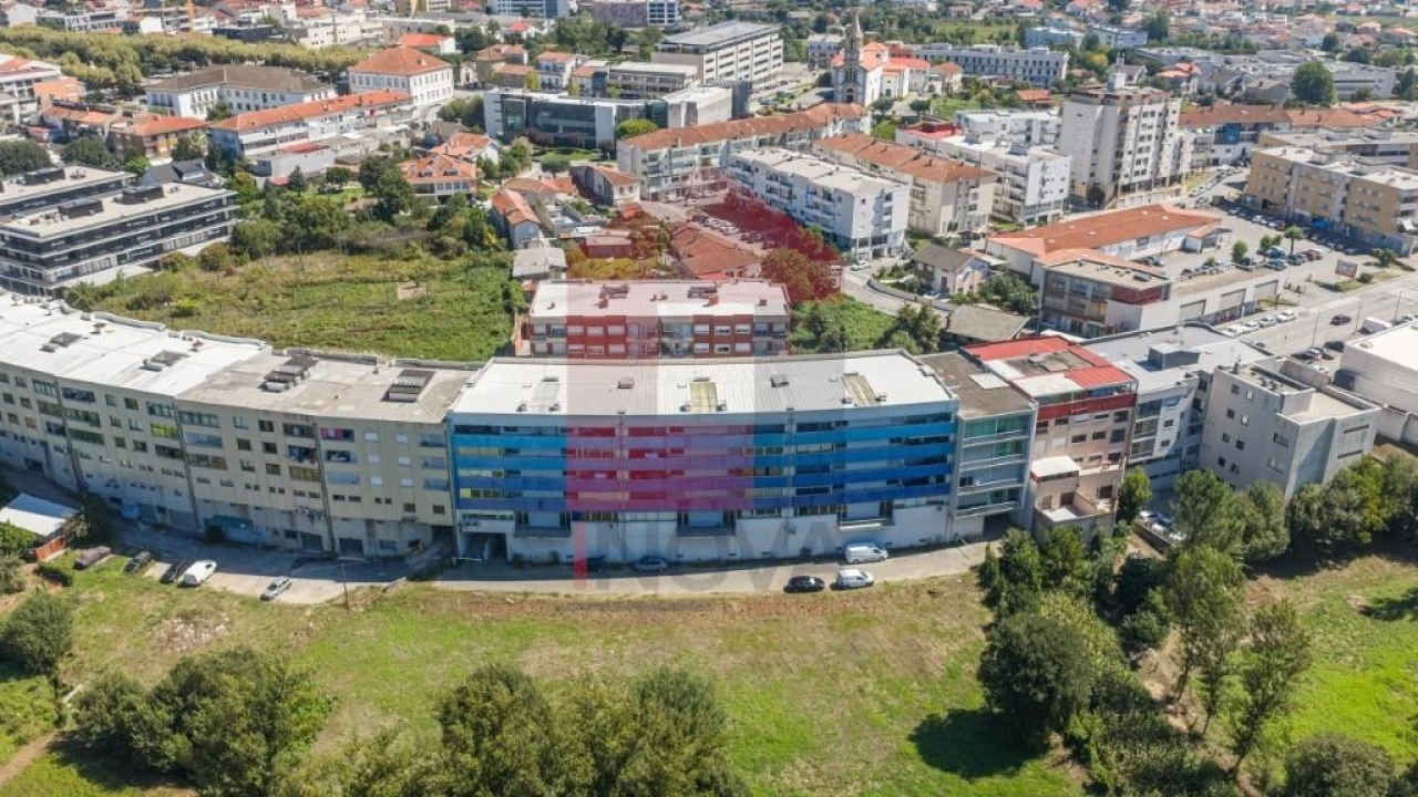 Apartamento T3 para Venda em Vila Verde e Barbudo Foto 25