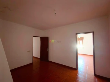 Moradia T2 para Venda em Nossa Senhora da Vila, Nossa Senhora do Bispo e Silveiras