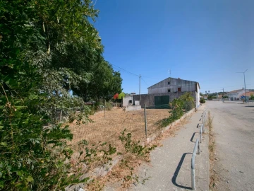 Moradia T2 para Venda em Nossa Senhora da Vila, Nossa Senhora do Bispo e Silveiras