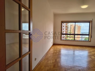 Apartamento T3 para Venda em Vilar de Andorinho