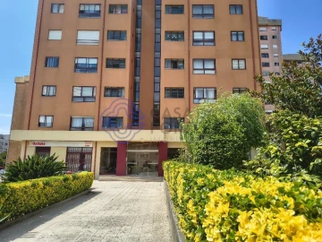 Apartamento T3 para Venda em Vilar de Andorinho