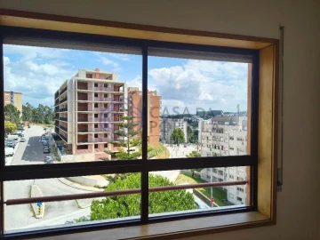 Apartamento T3 para Venda em Vilar de Andorinho