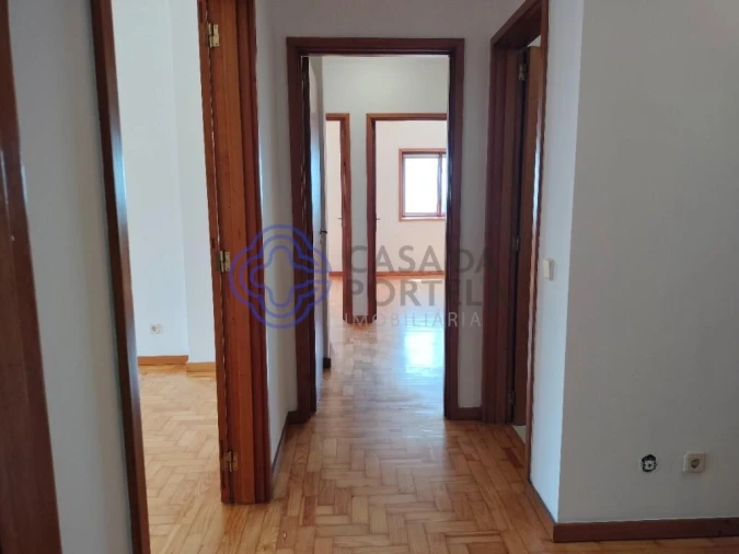 Apartamento T3 para Venda em Vilar de Andorinho Foto 19