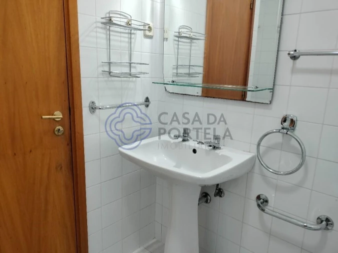 Apartamento T3 para Venda em Vilar de Andorinho Foto 22