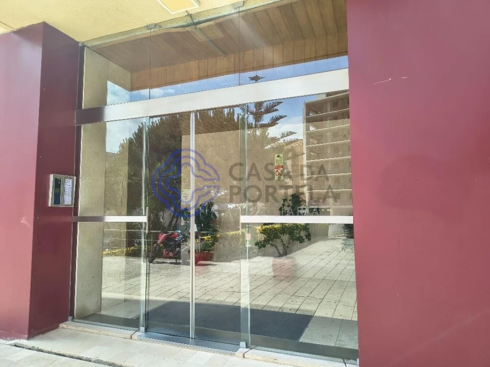 Apartamento T3 para Venda em Vilar de Andorinho Foto 2