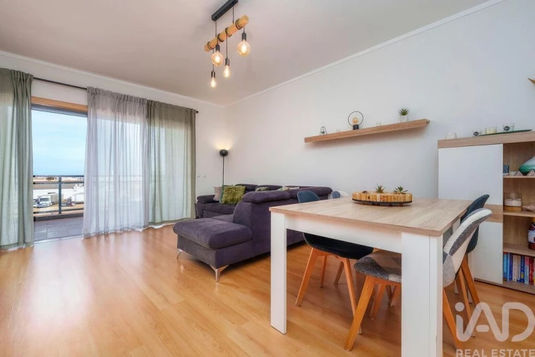 Apartamento T2 para Venda em Olhão Foto 11