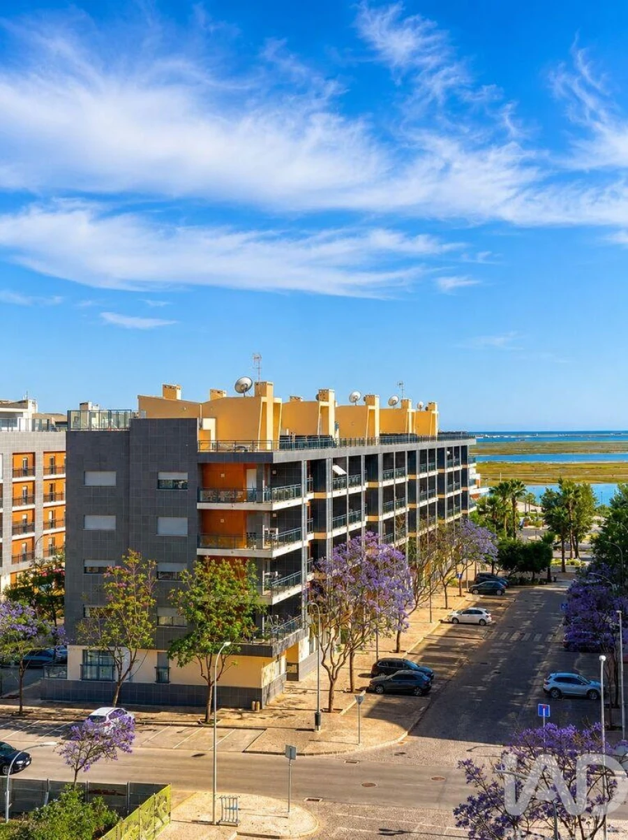 Apartamento T2 para Venda em Olhão Foto 17