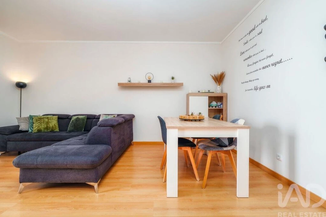 Apartamento T2 para Venda em Olhão Foto 12