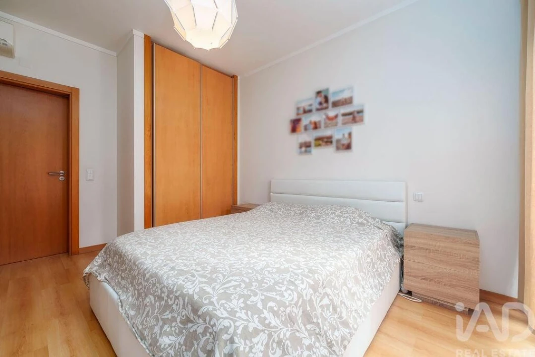 Apartamento T2 para Venda em Olhão Foto 17