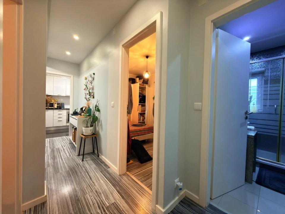 Apartamento T2 para Venda em Santo Antonio dos Olivais Foto 5