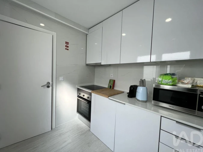 Apartamento T2 para Venda em Sesimbra (Santiago) Foto 4