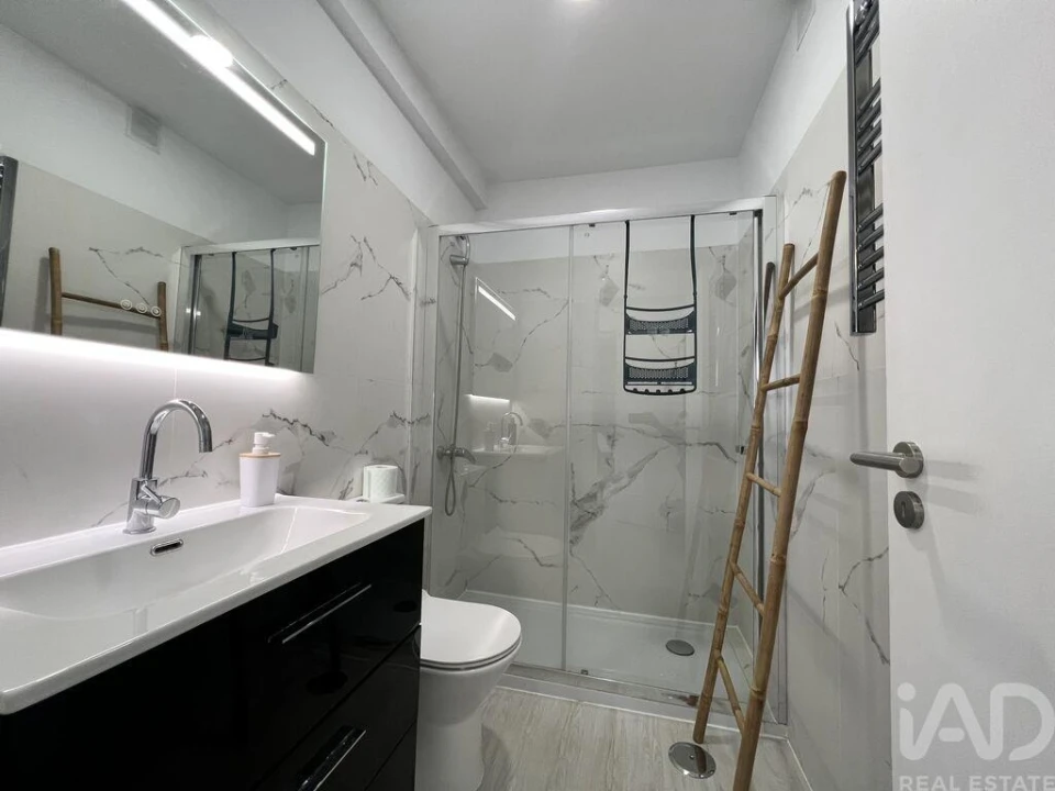 Apartamento T2 para Venda em Sesimbra (Santiago) Foto 24