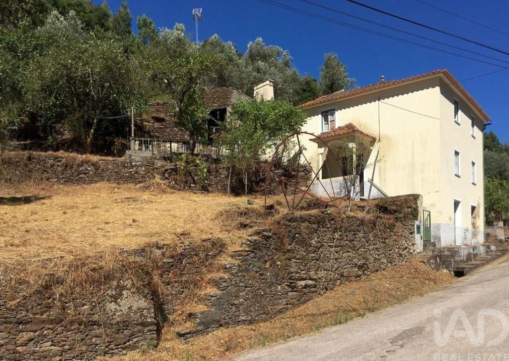 Moradia T5 para Venda em Celavisa Foto 20
