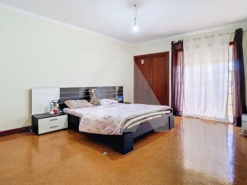 Moradia T3 para Arrendamento em Valega