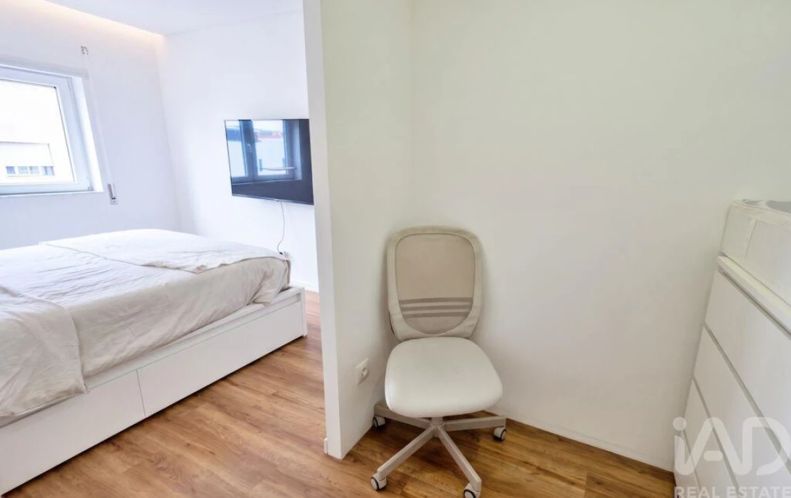 Apartamento T2 para Venda em Cadaval e Pêro Moniz Foto 22