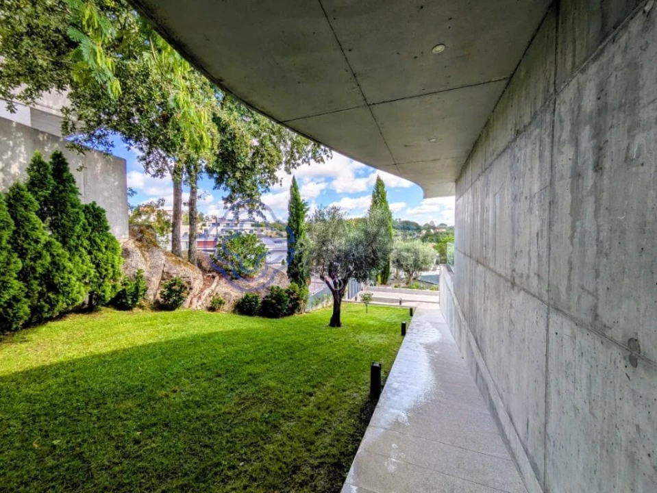 Moradia T3 para Venda em Viseu Foto 7