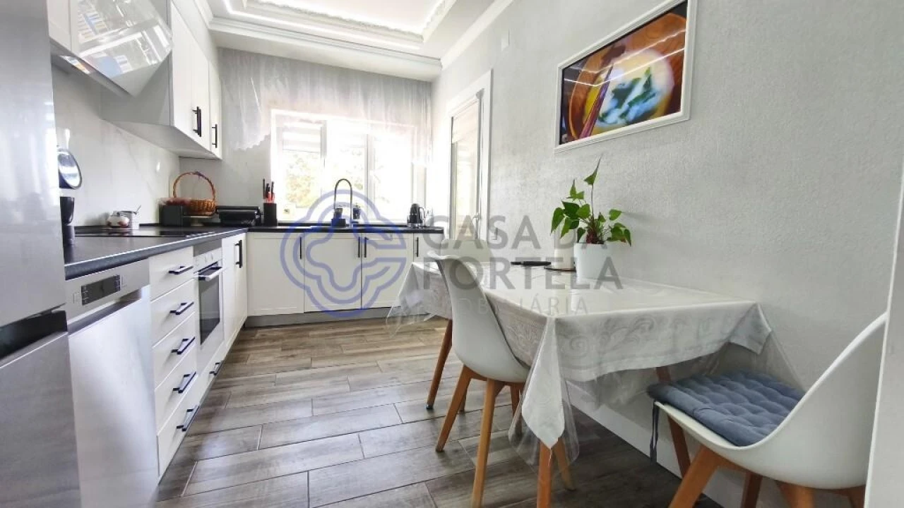 Apartamento T2 para Venda em Albufeira e Olhos de Água Foto 9