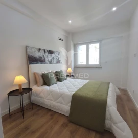 Apartamento T3 para Venda em Benfica