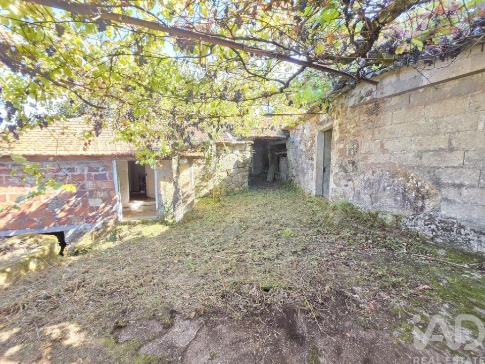Moradia T2 para Venda em Covas Foto 1