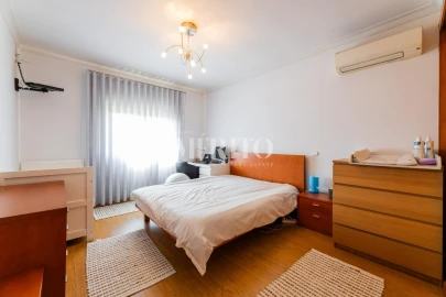 Moradia T3 para Venda em Galegos (Santa Maria)