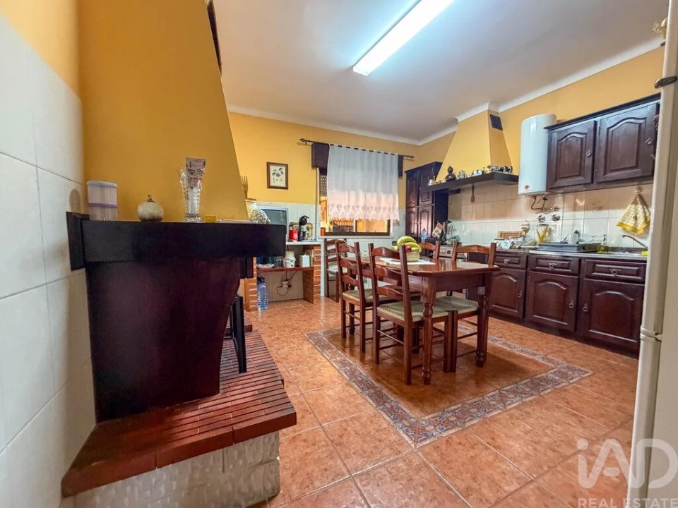 Moradia T3 para Venda em Fazendas de Almeirim Foto 2