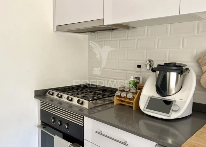 Apartamento T2 para Venda em São Domingos de Benfica Foto 10