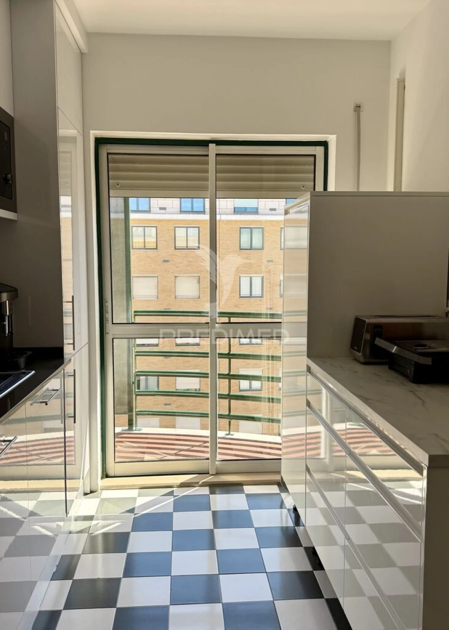 Apartamento T2 para Venda em São Domingos de Benfica Foto 9