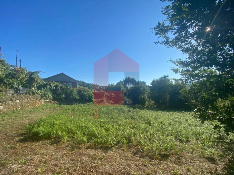 Terreno para Venda em Aboim da Nóbrega e Gondomar Foto 9