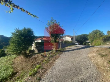 Terreno para Venda em Aboim da Nóbrega e Gondomar