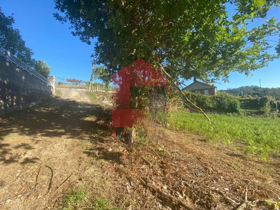 Terreno para Venda em Aboim da Nóbrega e Gondomar Foto 26