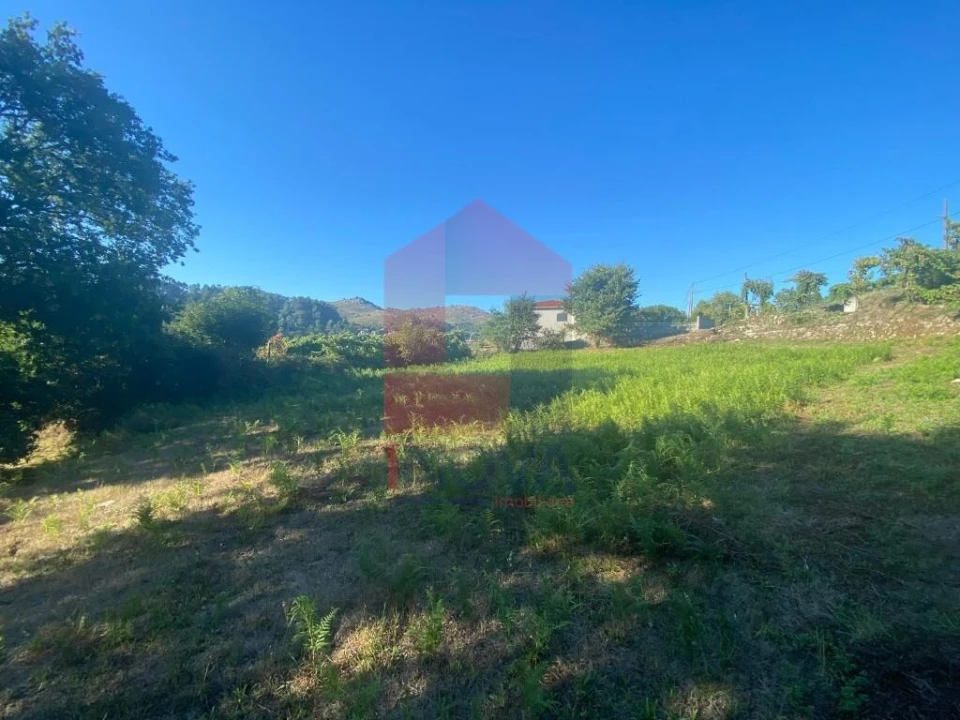 Terreno para Venda em Aboim da Nóbrega e Gondomar Foto 12