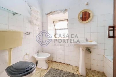 Moradia T3 para Venda em Faro (Sé e São Pedro)