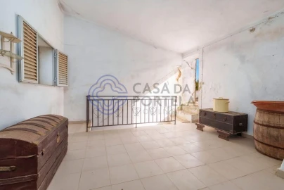 Moradia T3 para Venda em Faro (Sé e São Pedro)