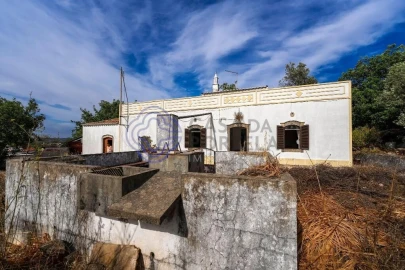 Moradia T3 para Venda em Faro (Sé e São Pedro)