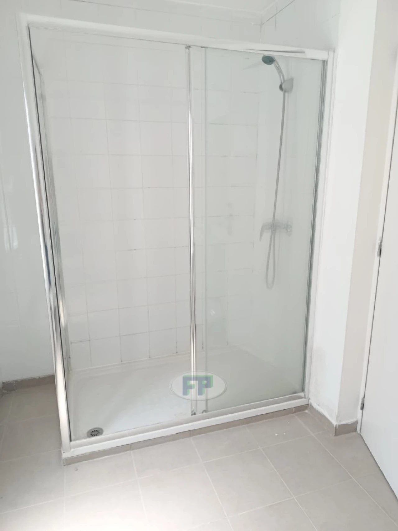 Apartamento T4 para Arrendamento em Avenidas Novas Foto 12