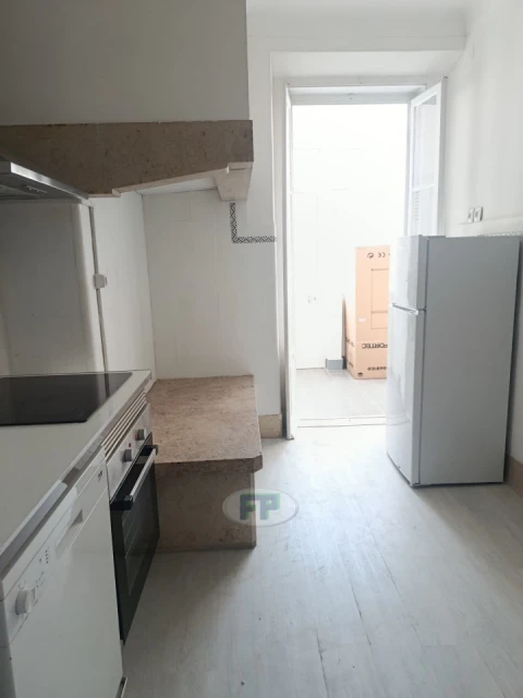 Apartamento T4 para Arrendamento em Avenidas Novas