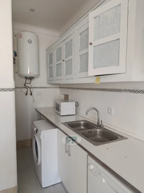 Apartamento T4 para Arrendamento em Avenidas Novas