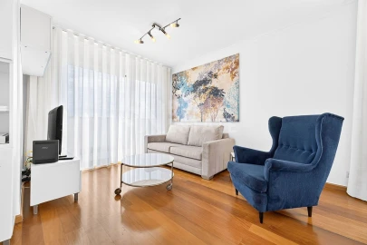 Apartamento T1 para Arrendamento em São Martinho