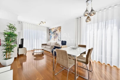 Apartamento T1 para Arrendamento em São Martinho