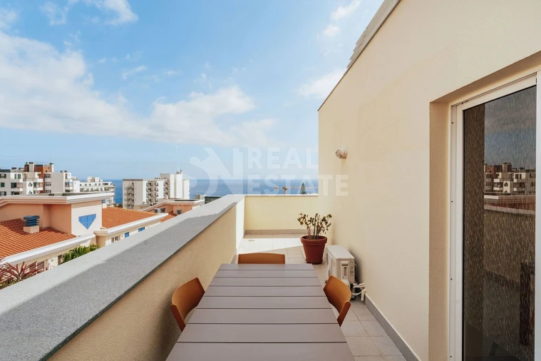 Apartamento T1 para Arrendamento em São Martinho Foto 20