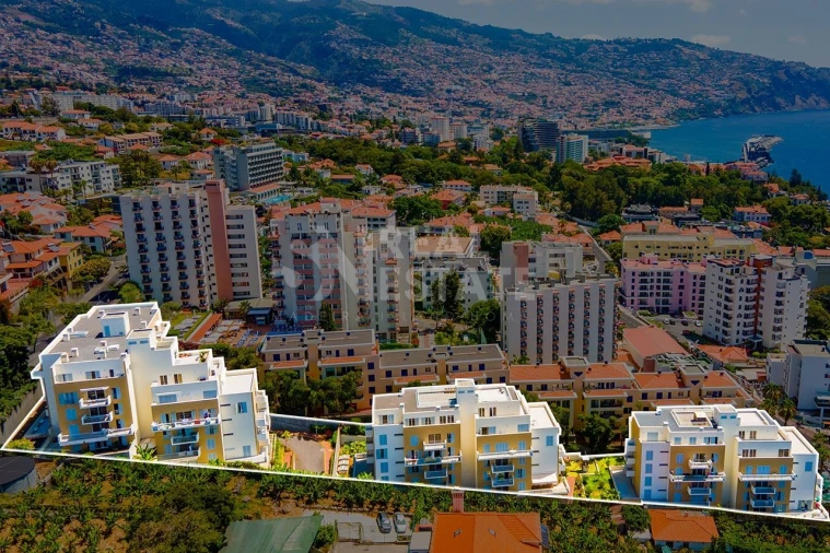 Apartamento T1 para Arrendamento em São Martinho Foto 11