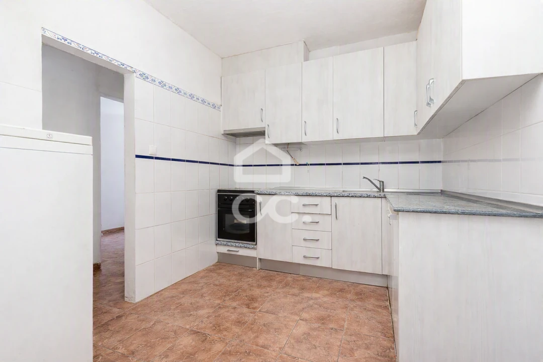 Moradia T3 para Venda em Canaviais Foto 4