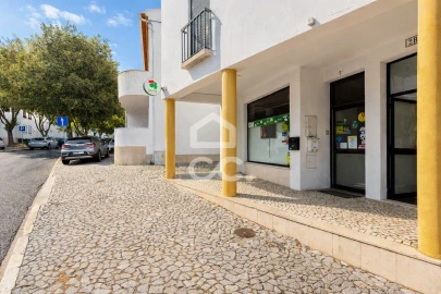 Negócio para Trespasse em Malagueira e Horta das Figueiras