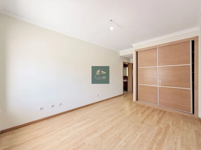 Apartamento T3 para Venda em Pinhal Novo Foto 32