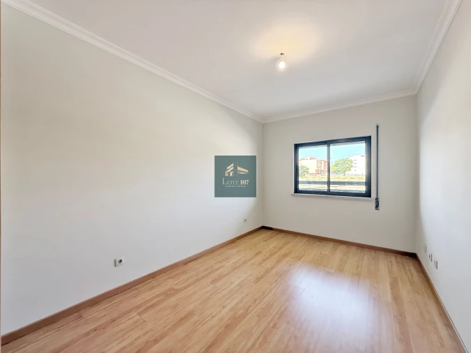 Apartamento T3 para Venda em Pinhal Novo Foto 17