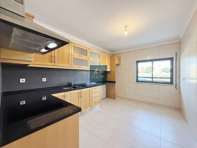 Apartamento T3 para Venda em Pinhal Novo Foto 2