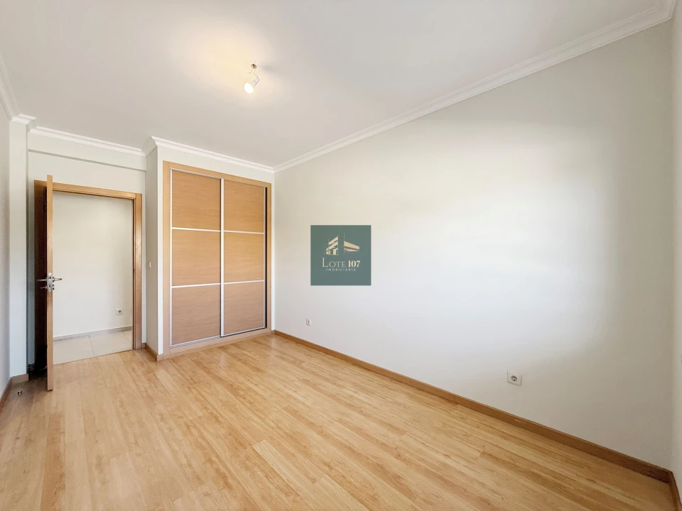 Apartamento T3 para Venda em Pinhal Novo Foto 18